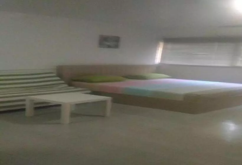 ペンション Room In Condo   T8impact Challenger Mueang Thon Thani Free Wifi