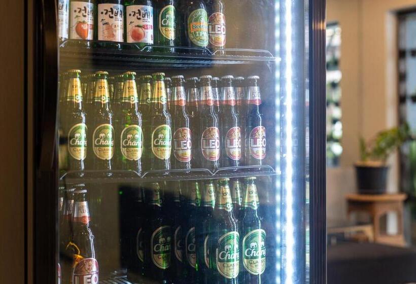 Black Pantera Hostel