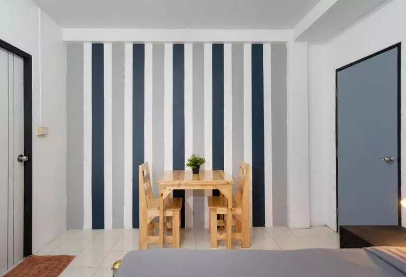 Black Pantera Hostel