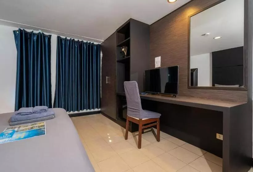 Black Pantera Hostel