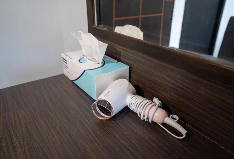 Black Pantera Hostel