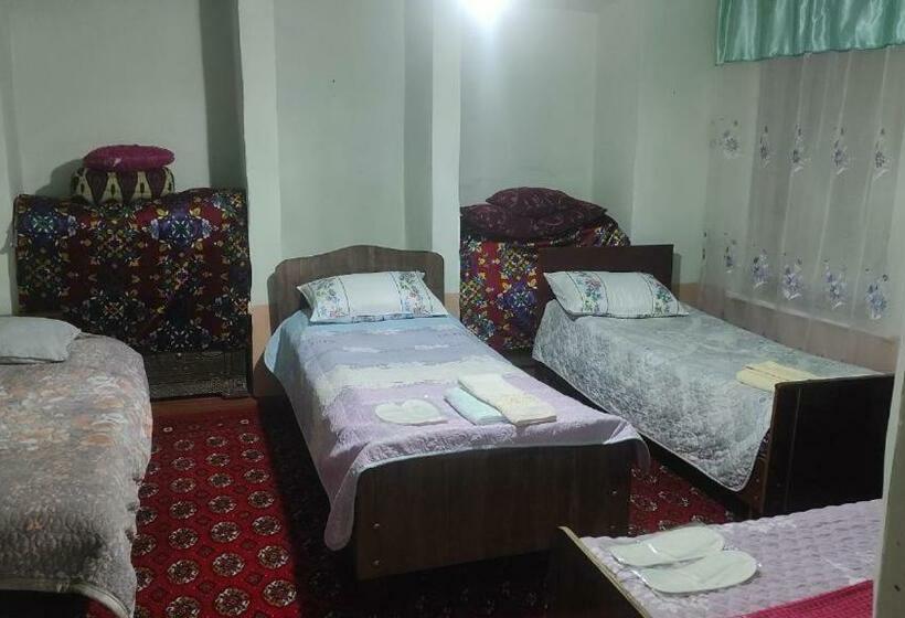 Hostel Tasmin Mexr регистан
