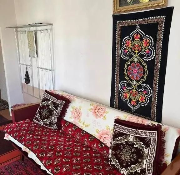 Hostel Tasmin Mexr регистан