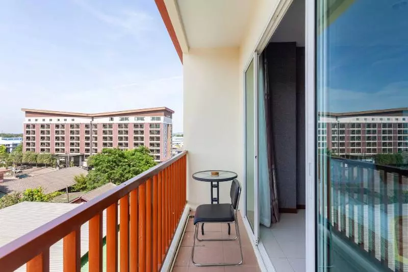 Hotelli Ck Resort Pattaya