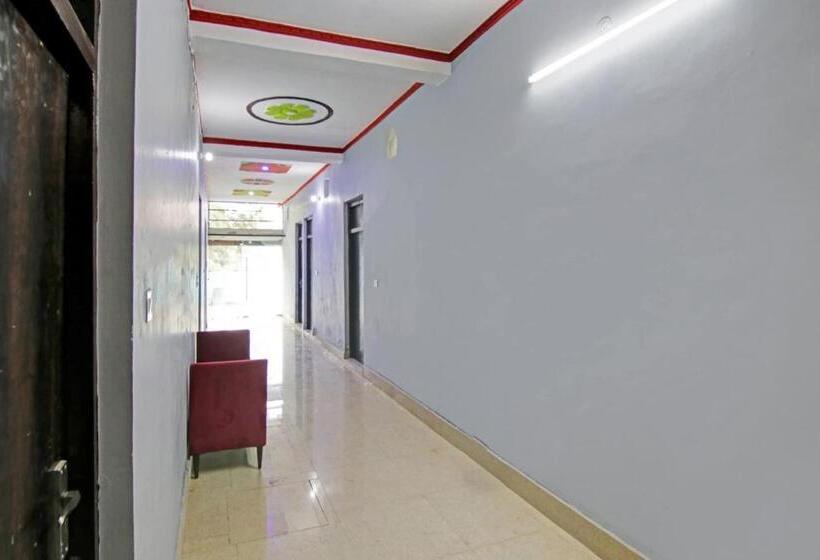 Hotel Oyo Flagship 80796 Bansi Party Hall