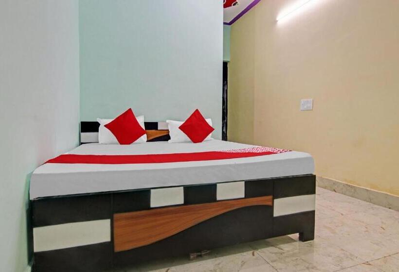 Hotel Oyo Flagship 80796 Bansi Party Hall