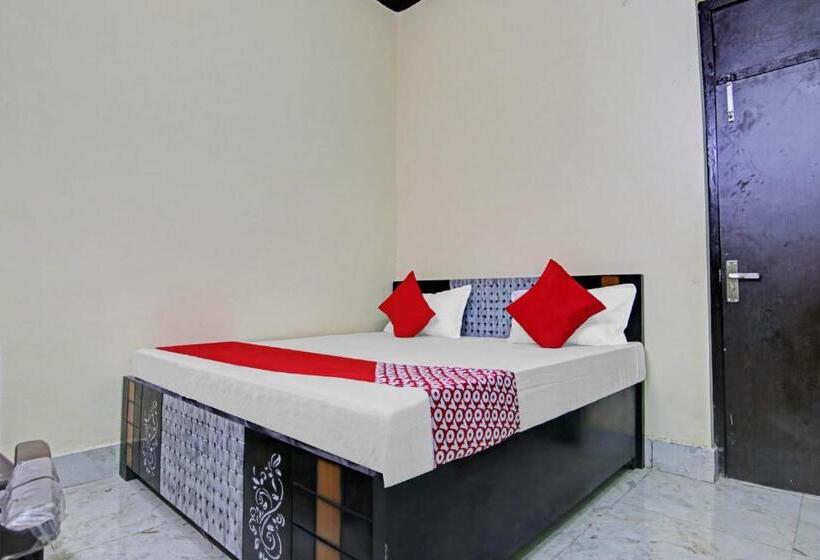 Hotel Oyo Flagship 80796 Bansi Party Hall