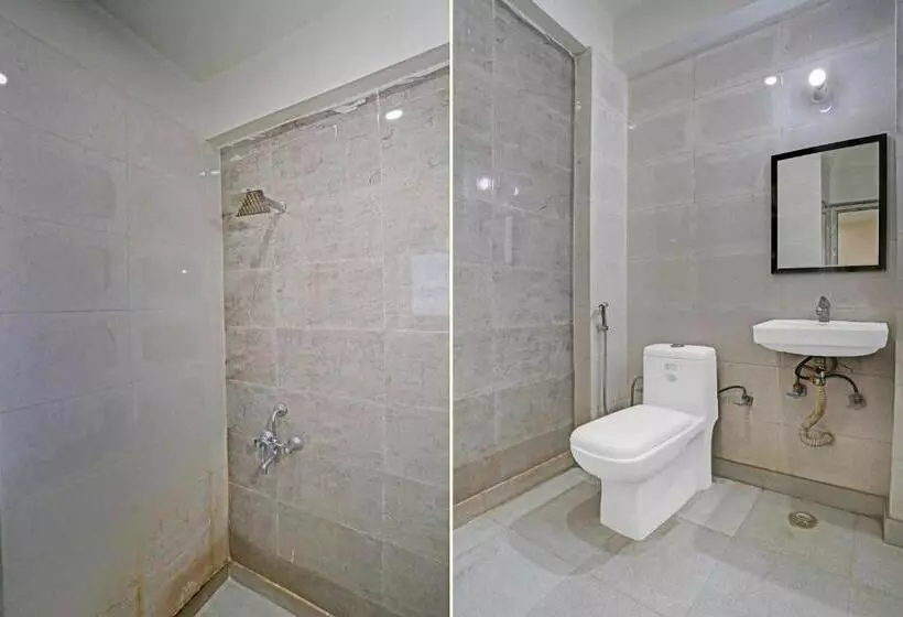 Hotelli Oyo Flagship 81115 Backpackers Nest