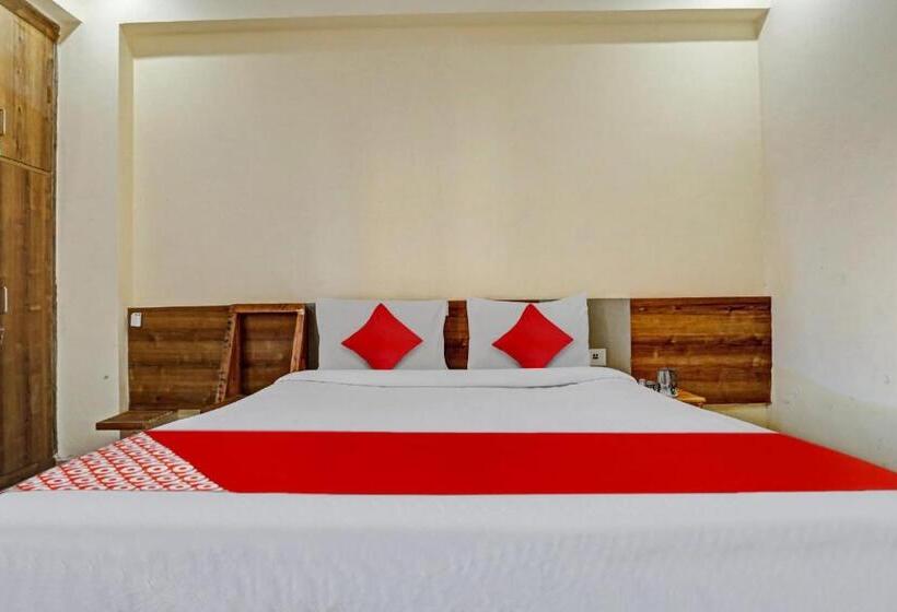 Hotel Oyo Flagship 81115 Backpackers Nest