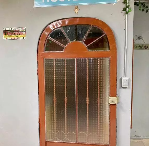 ペンション Hostal Republic