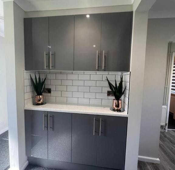 פנסיון The Coral 66 Guest House Southampton