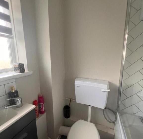 פנסיון The Coral 66 Guest House Southampton