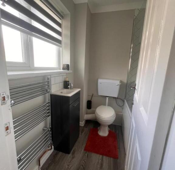 פנסיון The Coral 66 Guest House Southampton