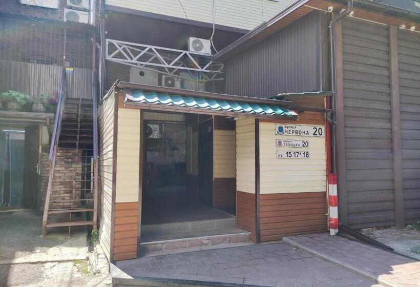 فندق صغير резидент