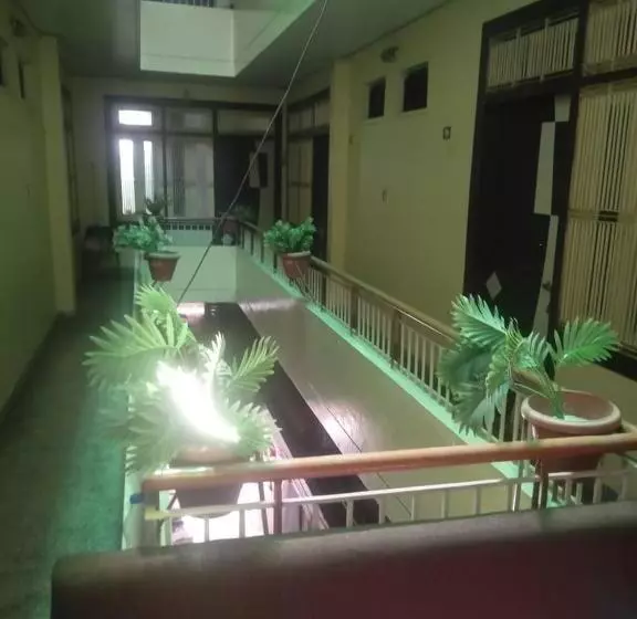 Hotelli Prabhat By Wb Inn