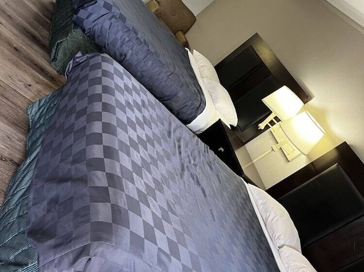 هتل Relax Inn & Suite