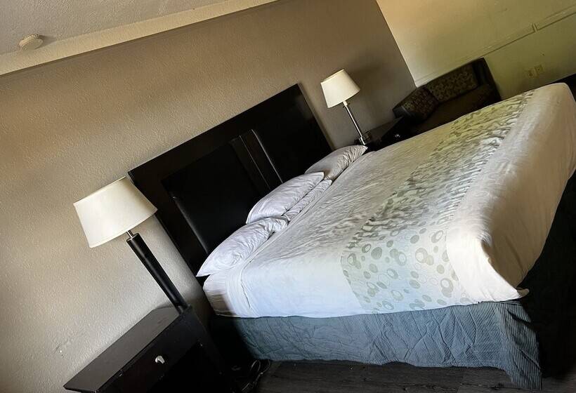 هتل Relax Inn & Suite