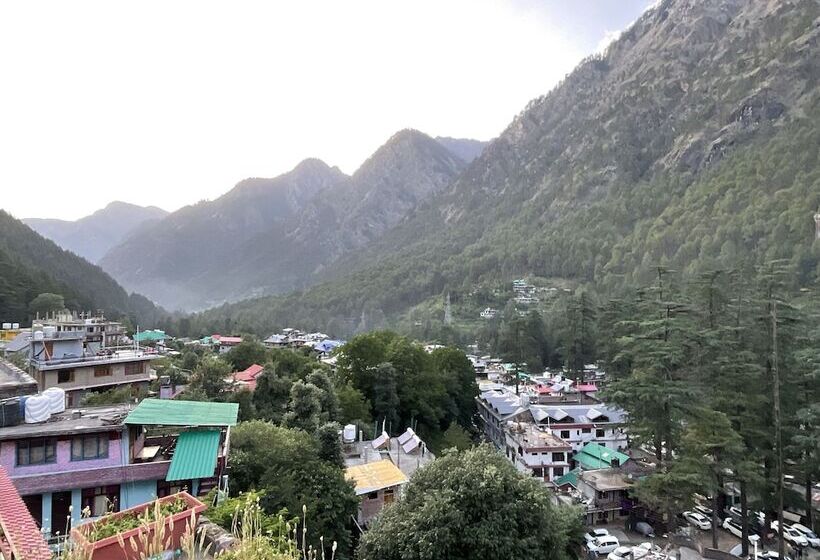 הוסטל Diamond Valley X One Light Stays