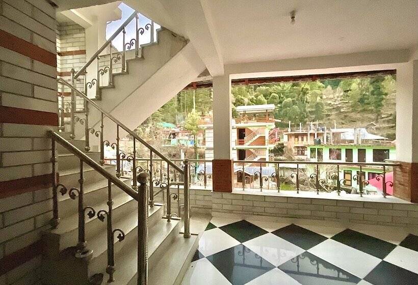 הוסטל Diamond Valley X One Light Stays