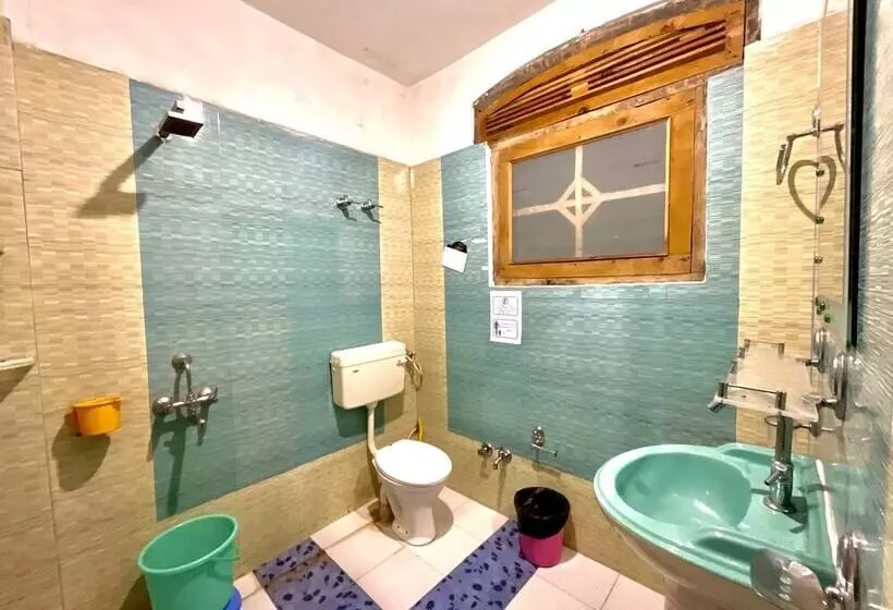 ユースホステル Diamond Valley X One Light Stays