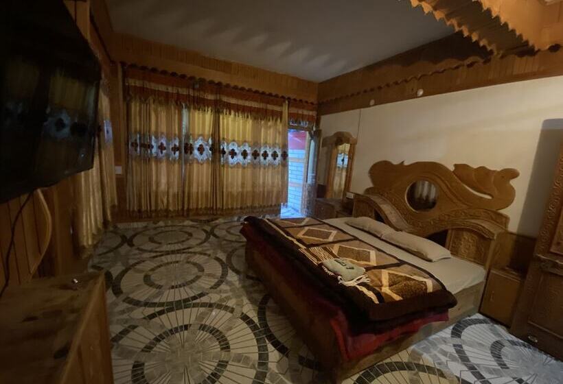 הוסטל Diamond Valley X One Light Stays