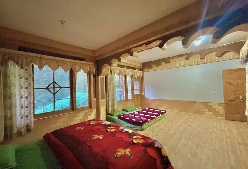 ユースホステル Diamond Valley X One Light Stays