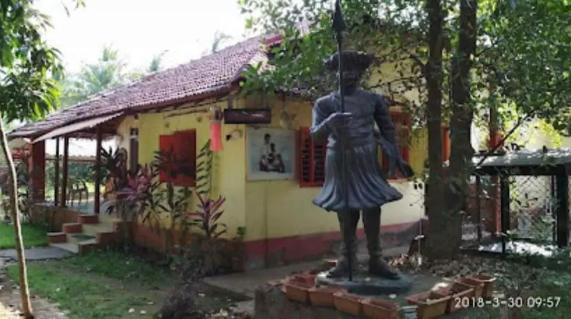 ベッドアンドブレックファースト Manjrekar Sindhudurg Holiday Resort