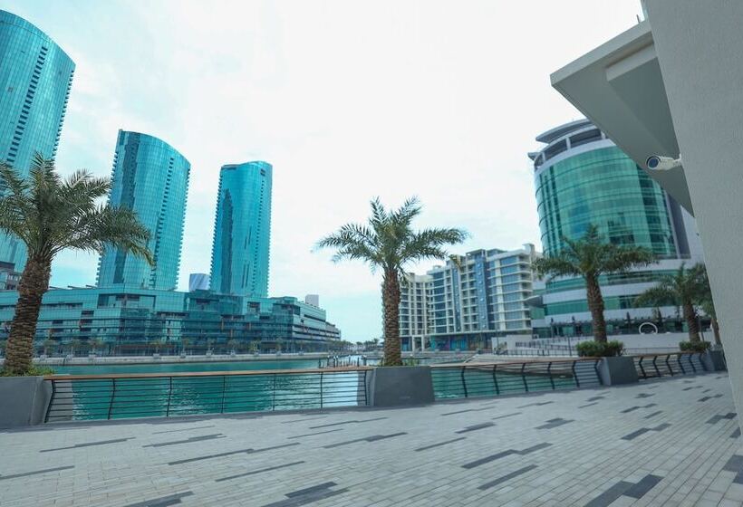 هتل Charthouse Bahrain