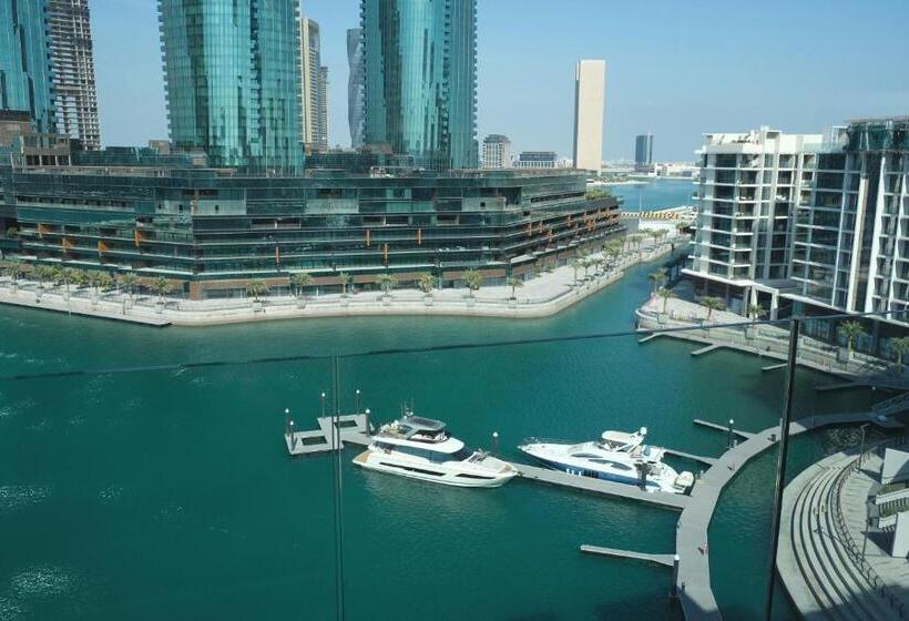 هتل Charthouse Bahrain