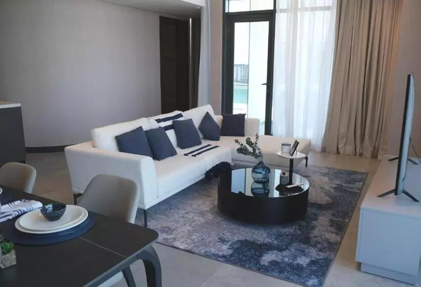 هتل Charthouse Bahrain