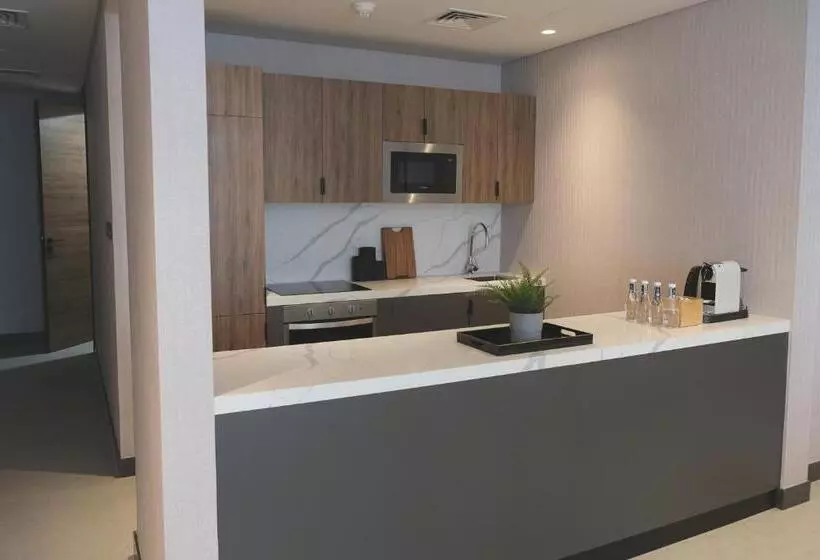 هتل Charthouse Bahrain