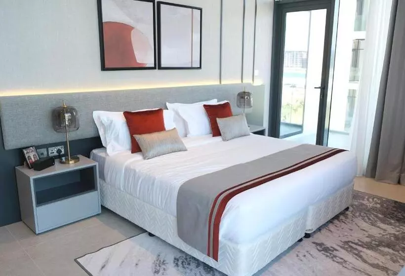 هتل Charthouse Bahrain