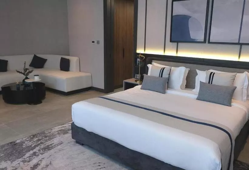 هتل Charthouse Bahrain