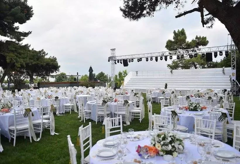 هتل Denizatı Plus