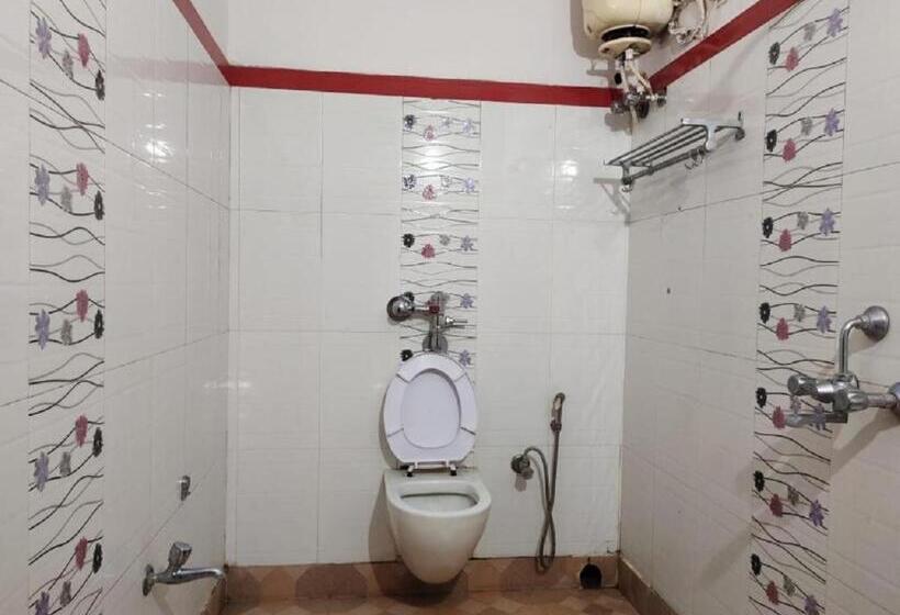 酒店 New Classic Inn   New Digha