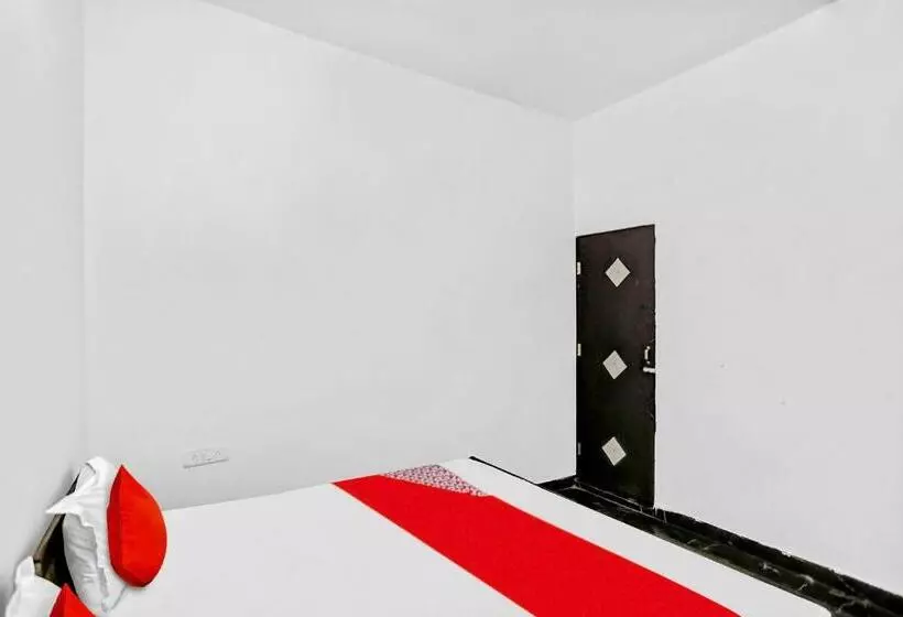 Hotelli Oyo Flagship 81043 Paradise Inn