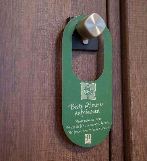 הוסטל Gästehaus Zum Roten Hahn