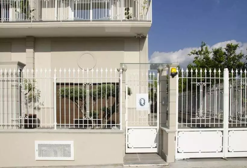 Aamiaismajoitus (B&B) Donna Elena Rooms