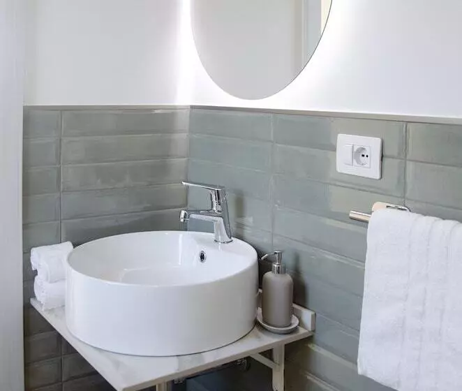 Aamiaismajoitus (B&B) Donna Elena Rooms