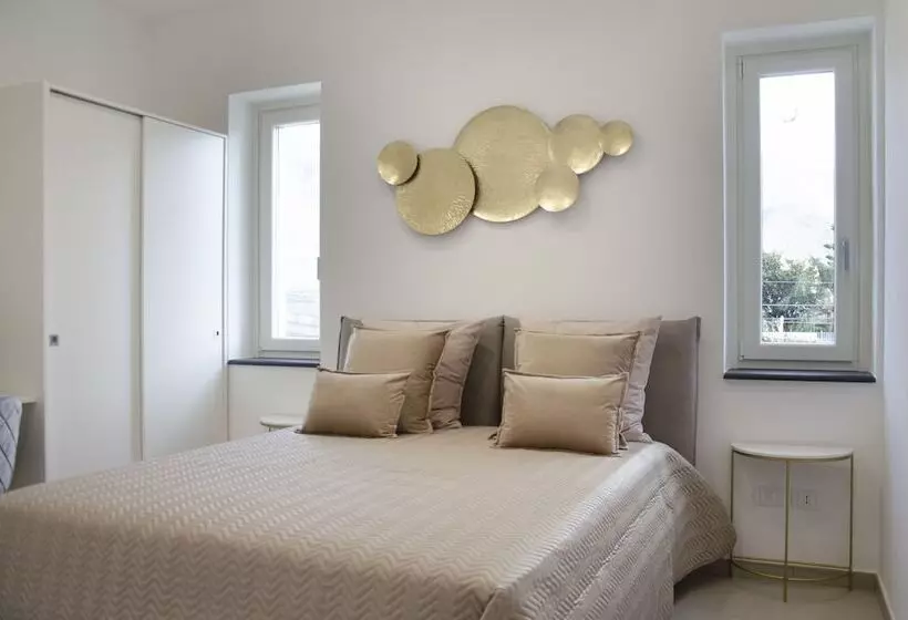 Aamiaismajoitus (B&B) Donna Elena Rooms