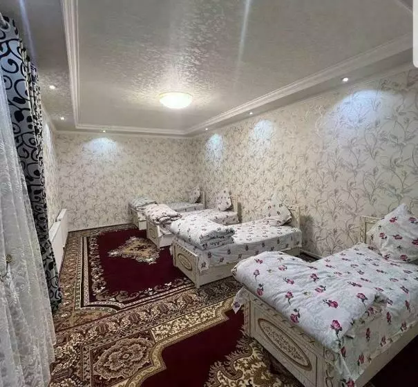 تختخواب و صبحانه Nippon Guest House