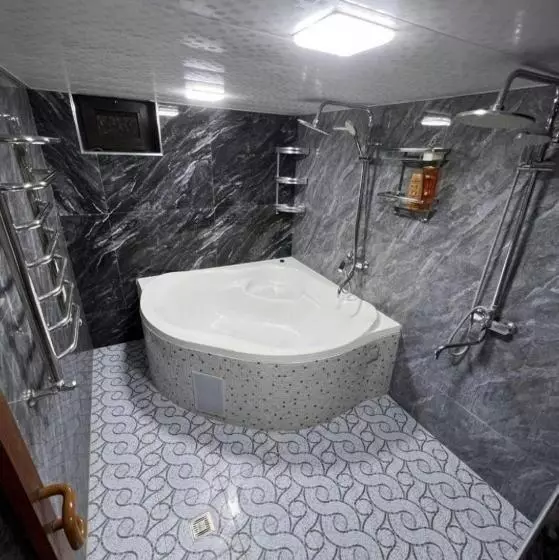 تختخواب و صبحانه Nippon Guest House