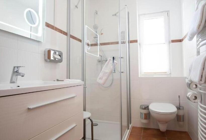 호텔 Sonnenklahr Mit Pool