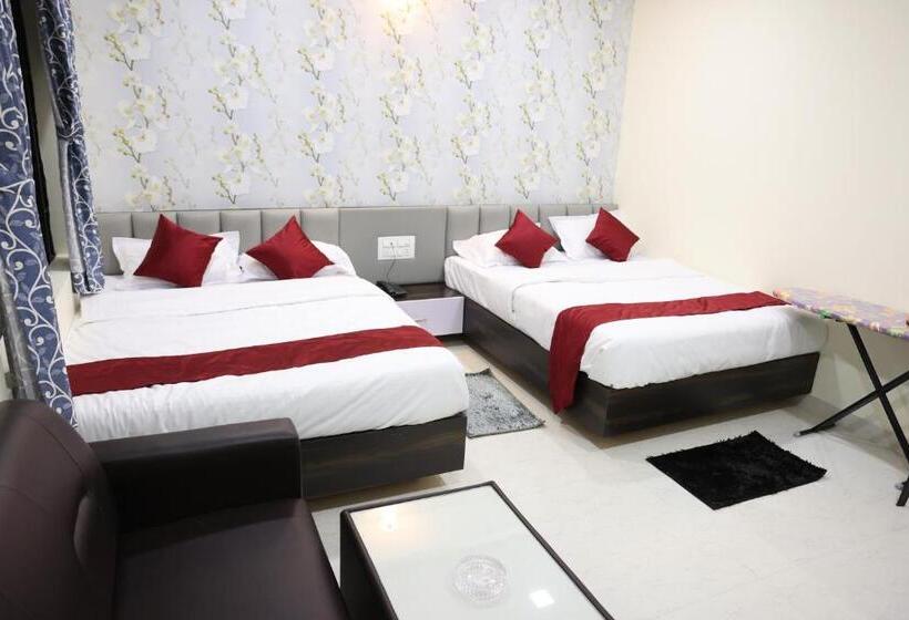 Hotel Sunshine International Boarding & Lodging