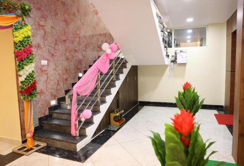 Hotel Sunshine International Boarding & Lodging