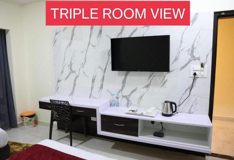 Hotel Sunshine International Boarding & Lodging