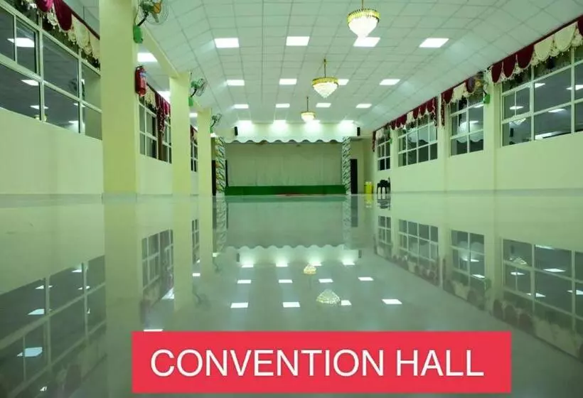 Hotelli Sunshine International Boarding & Lodging