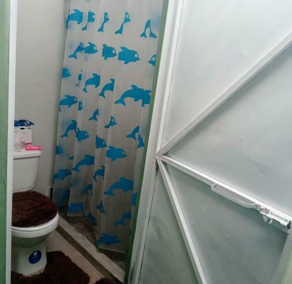 تختخواب و صبحانه Melendez Family S