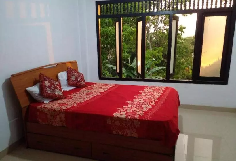 Aamiaismajoitus (B&B) Suba S Home Stay