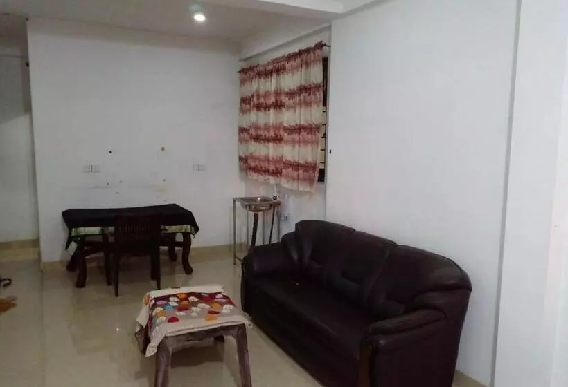 Aamiaismajoitus (B&B) Suba S Home Stay